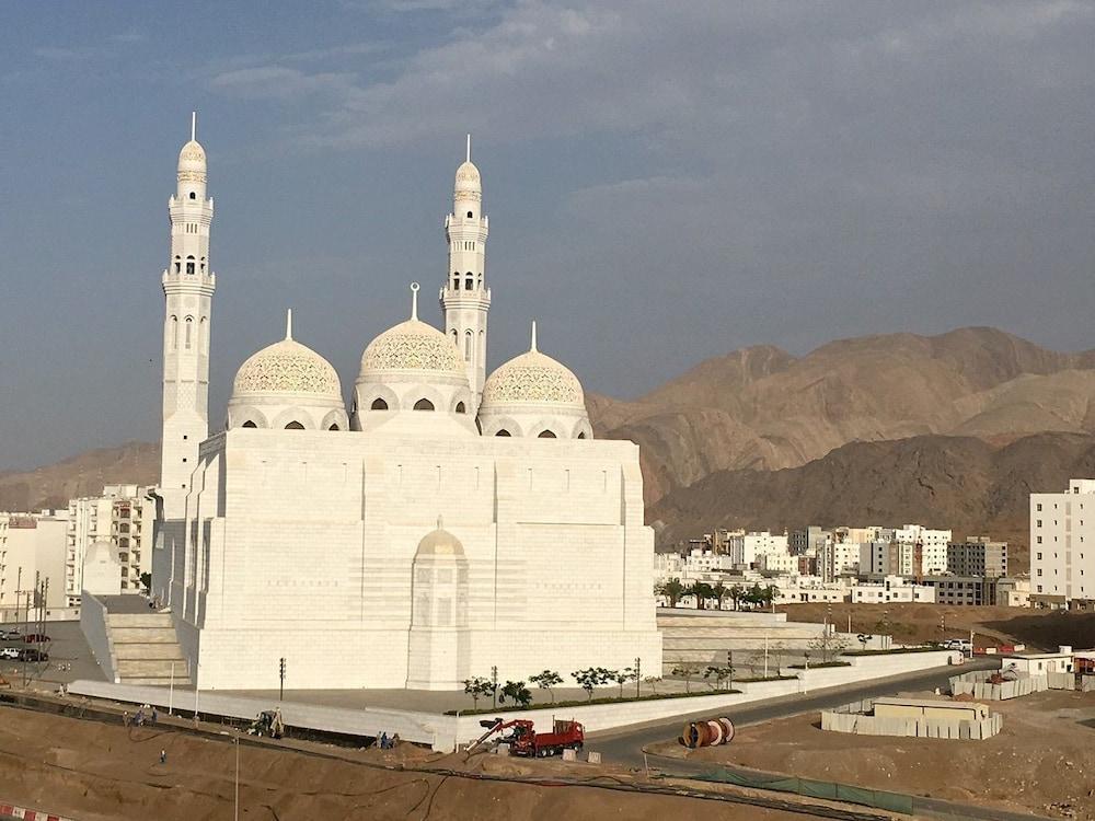 Fraser Suites Μουσκάτ Εξωτερικό φωτογραφία The Quba Mosque