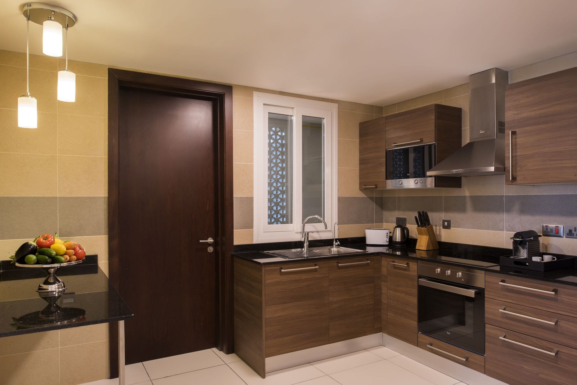 Fraser Suites Μουσκάτ Εξωτερικό φωτογραφία A modern kitchen